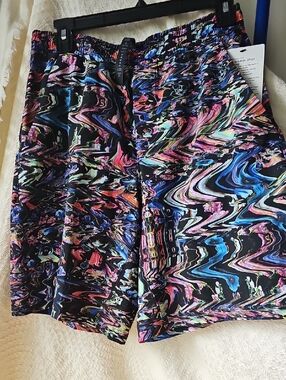 lululemon athletica Men's Black Multicolor Swirl Print Shorts